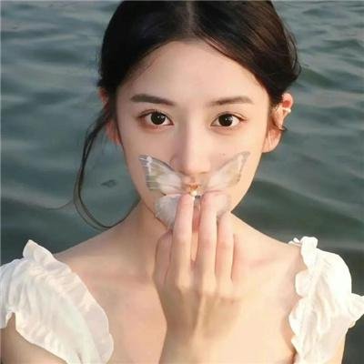 灯火便利店·未删减海报